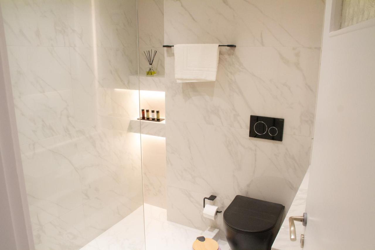 Acropolis Luxurious Legacy Apartman Athén Kültér fotó